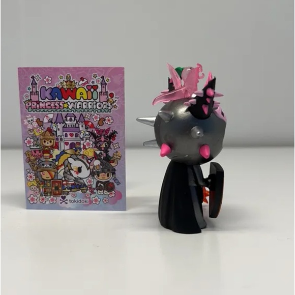 Tokidoki Kawaii Princess Warriors | SABOCHAN | Blind Box Design Toy Figure - Picture 3 of 4